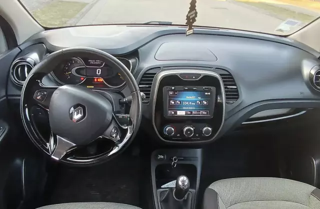 RENAULT Captur 