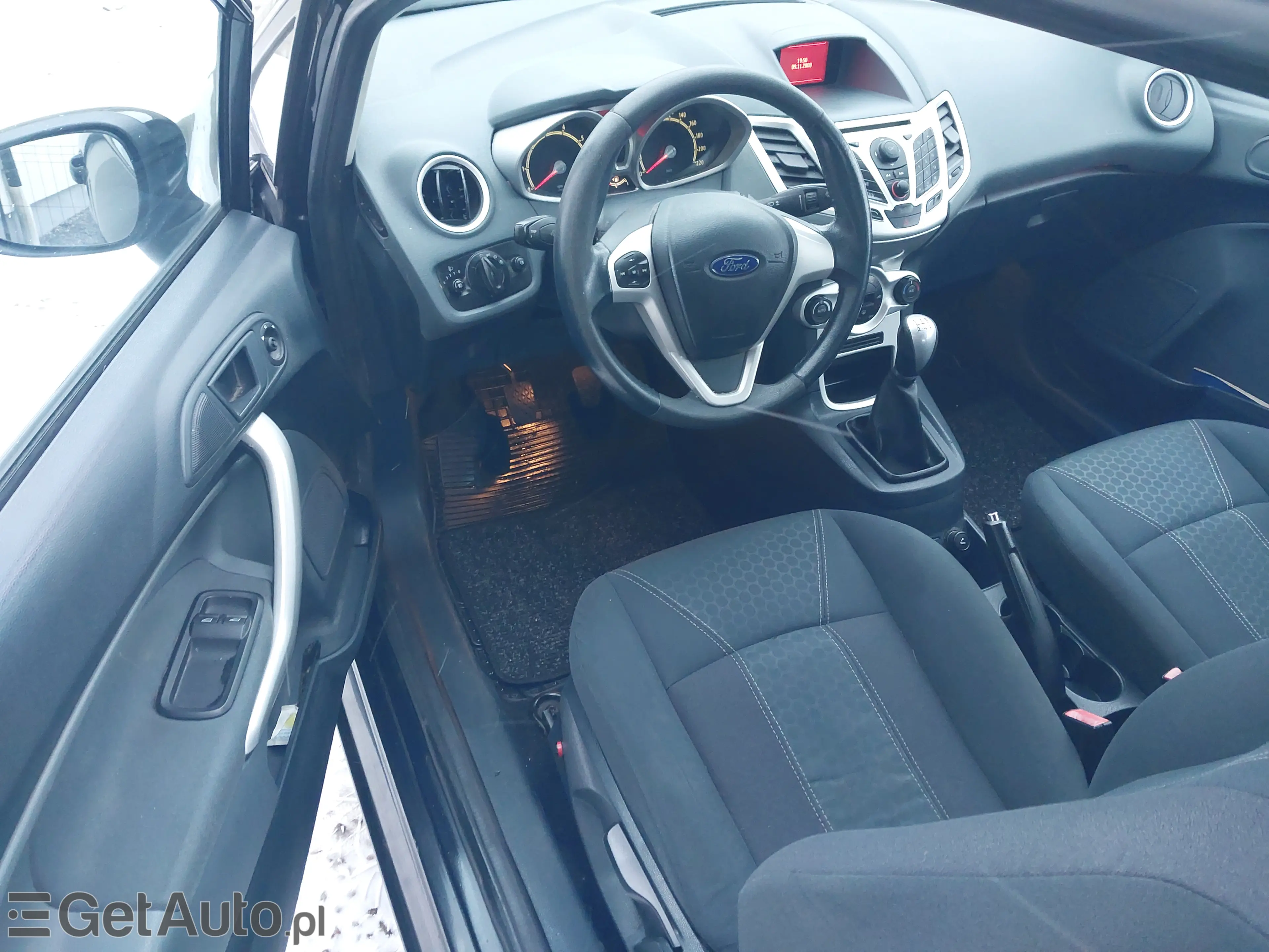 FORD Fiesta Titanium