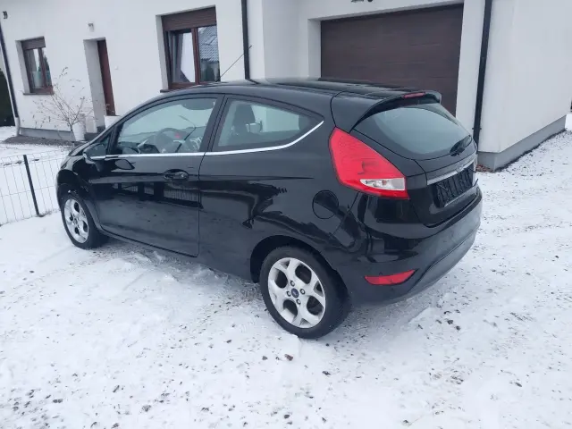 FORD Fiesta Titanium