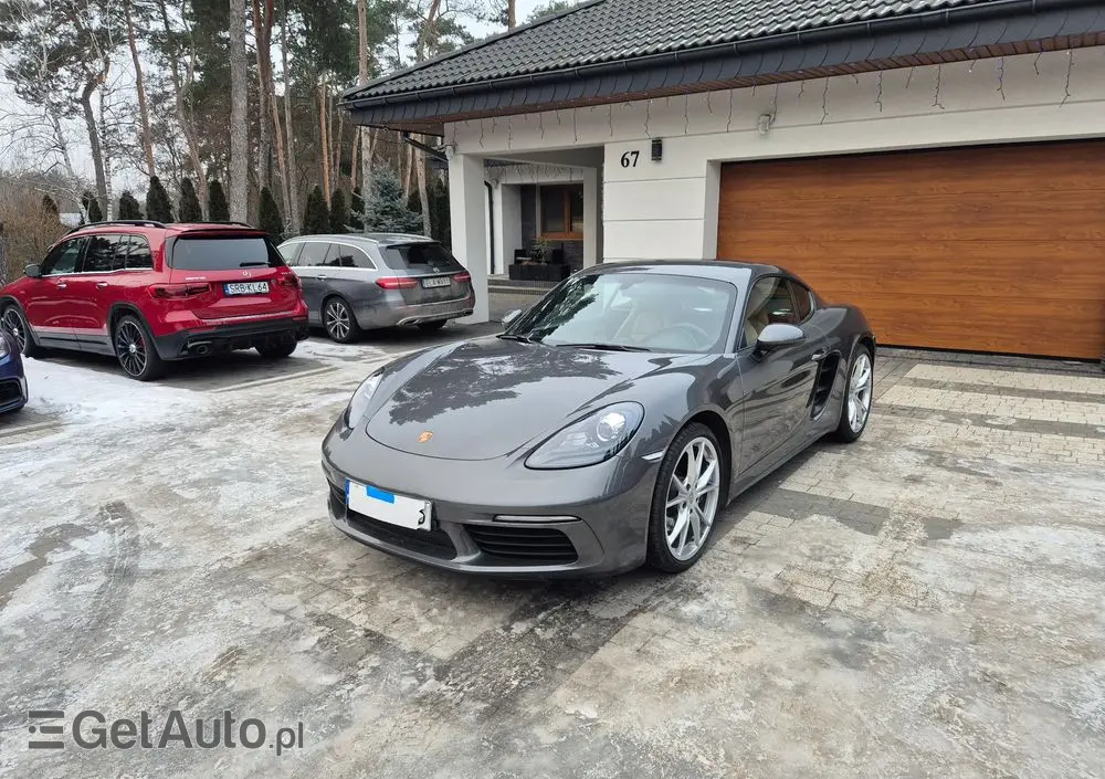 PORSCHE 718 Cayman 
