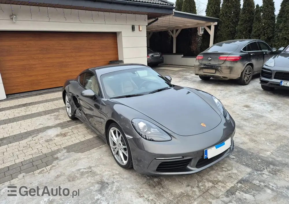 PORSCHE 718 Cayman 