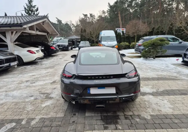 PORSCHE 718 Cayman 