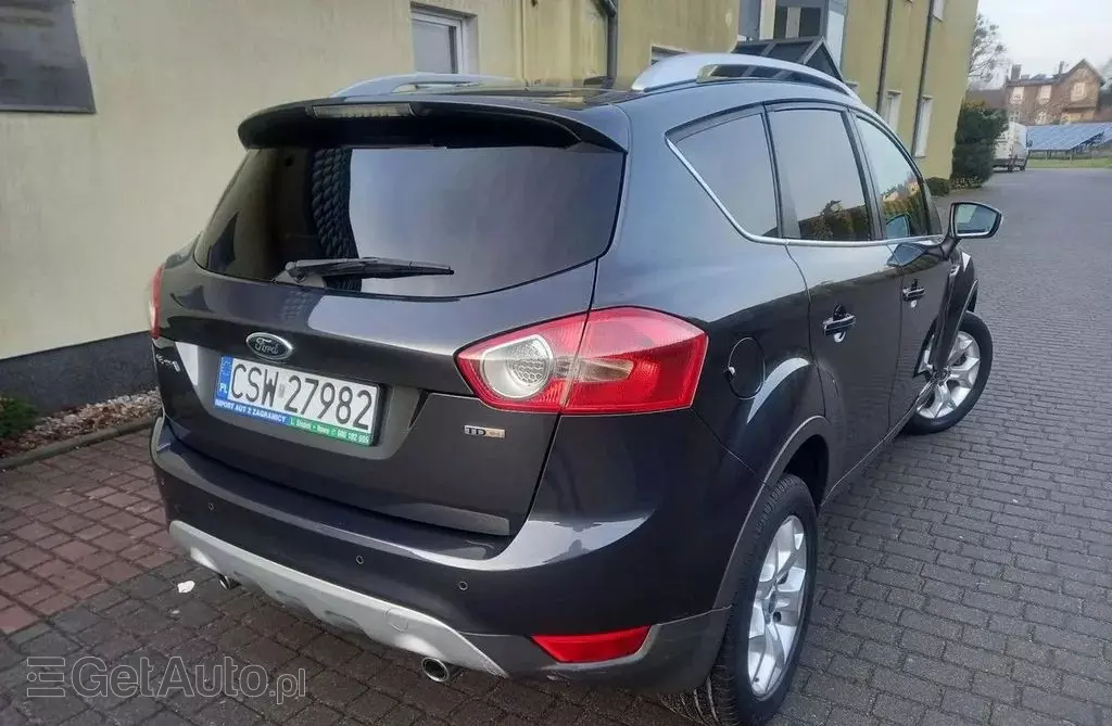 FORD Kuga 