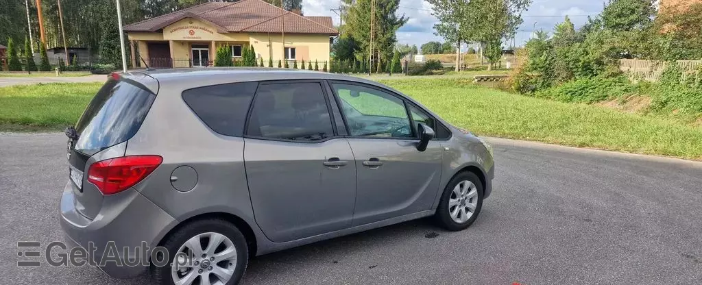 OPEL Meriva 