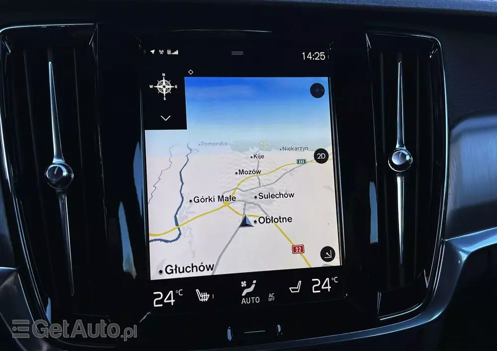 VOLVO V90 D4 Momentum Pro