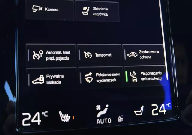 VOLVO V90 D4 Momentum Pro