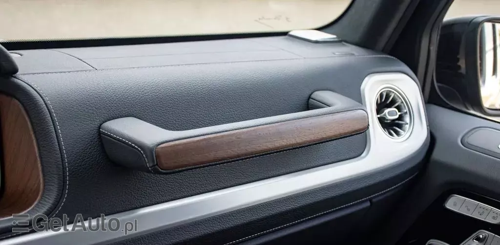 MERCEDES-BENZ Klasa G 