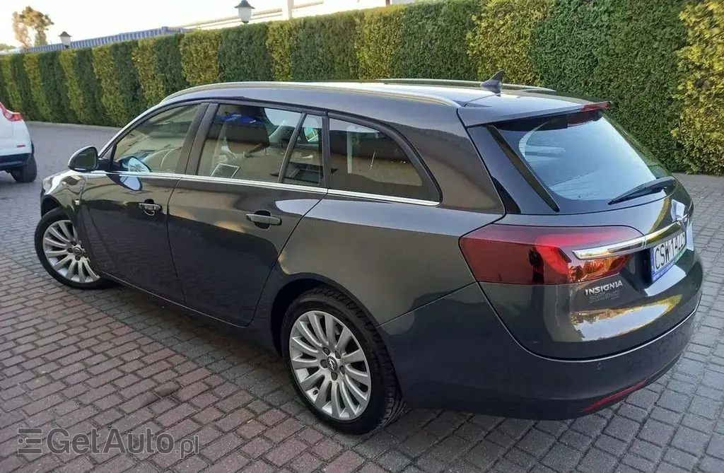 OPEL Insignia 