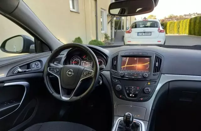 OPEL Insignia 