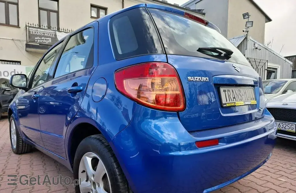 SUZUKI SX4 