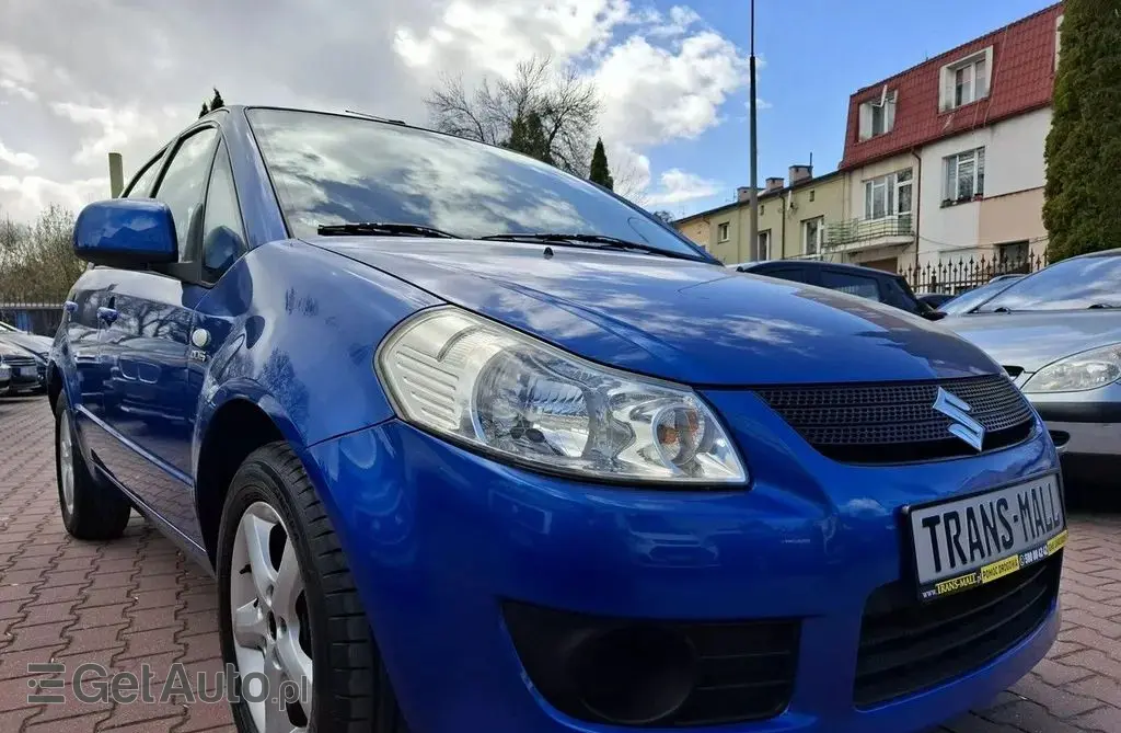 SUZUKI SX4 
