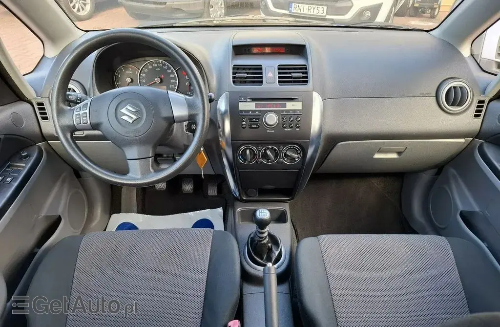 SUZUKI SX4 