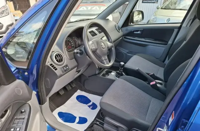 SUZUKI SX4 