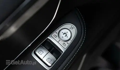 MERCEDES-BENZ Klasa V 