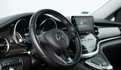 MERCEDES-BENZ Klasa V 