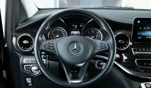 MERCEDES-BENZ Klasa V 