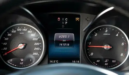 MERCEDES-BENZ Klasa V 