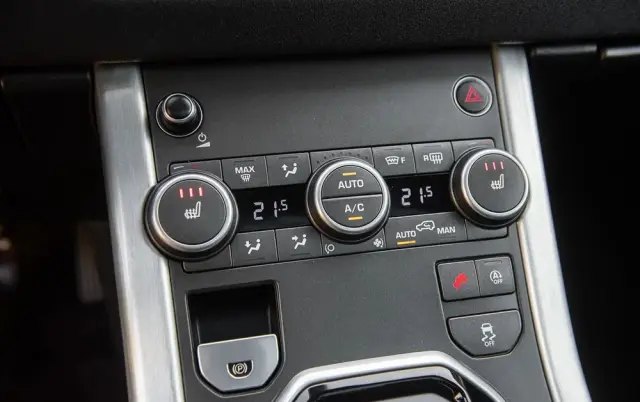 LAND ROVER Range Rover Evoque 2.0TD4 HSE Dynamic