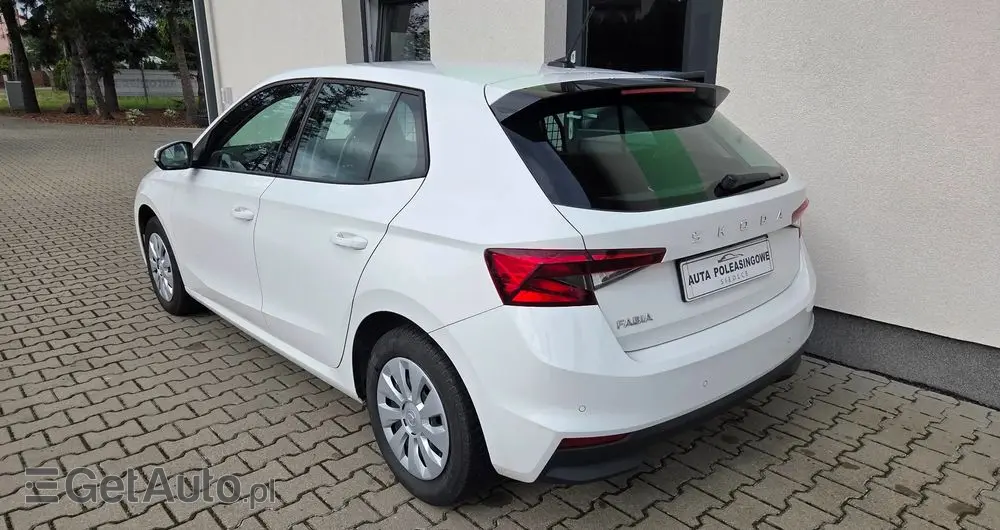 SKODA Fabia 1.0 Essence