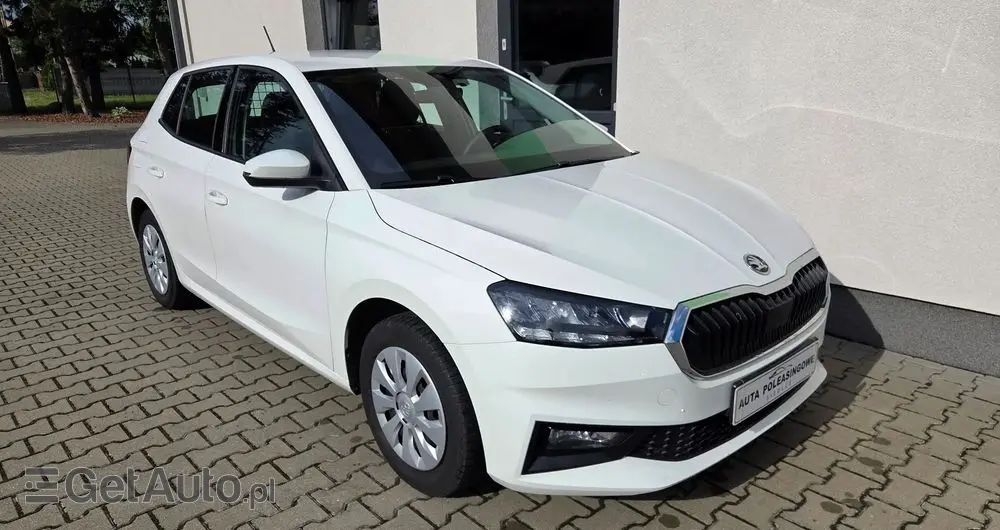 SKODA Fabia 1.0 Essence