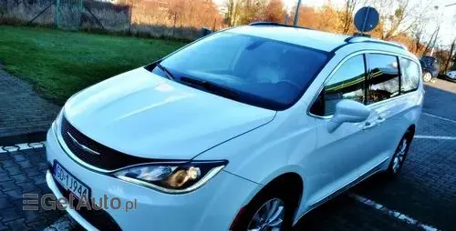 CHRYSLER Pacifica 