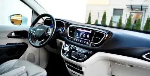 CHRYSLER Pacifica 
