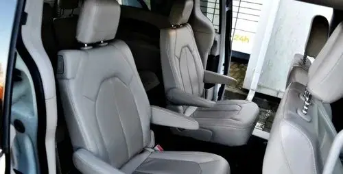 CHRYSLER Pacifica 