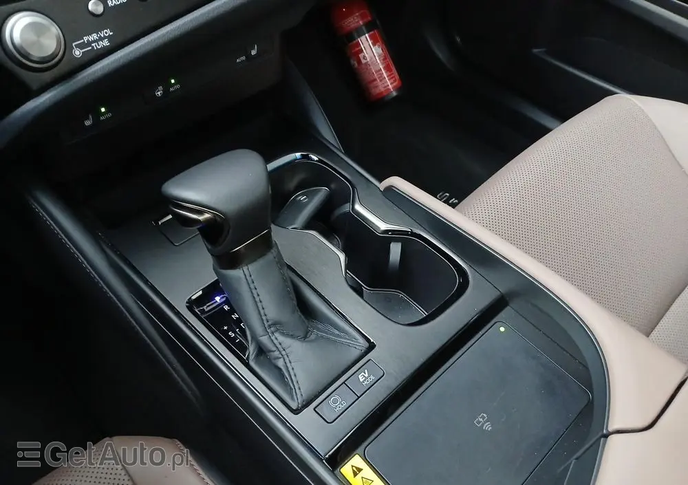 LEXUS ES 300h Business Edition