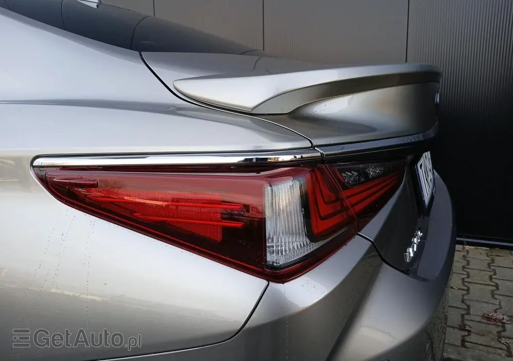 LEXUS ES 300h Business Edition