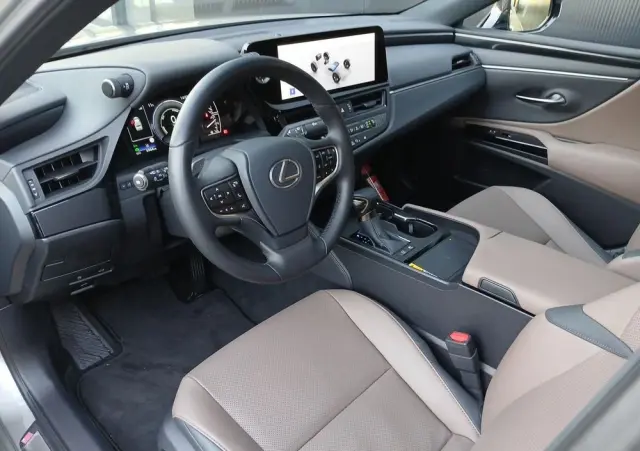 LEXUS ES 300h Business Edition