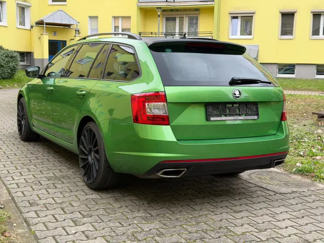 SKODA Octavia RS DSG