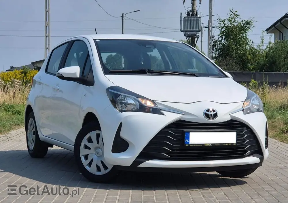 TOYOTA Yaris 1.5 Active