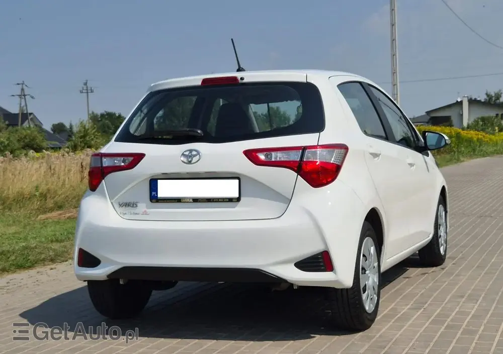 TOYOTA Yaris 1.5 Active