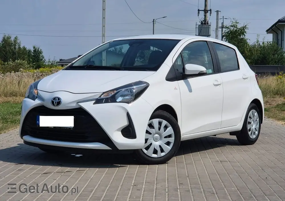 TOYOTA Yaris 1.5 Active