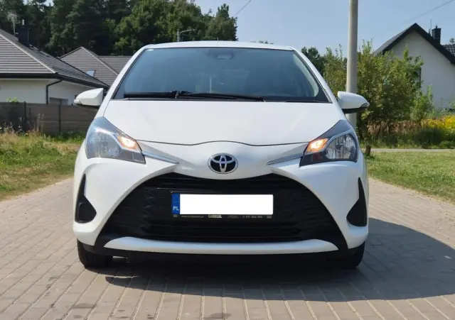 TOYOTA Yaris 1.5 Active