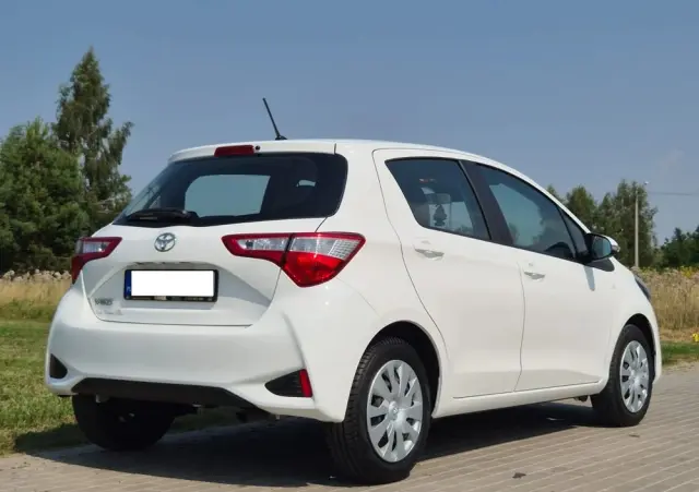 TOYOTA Yaris 1.5 Active