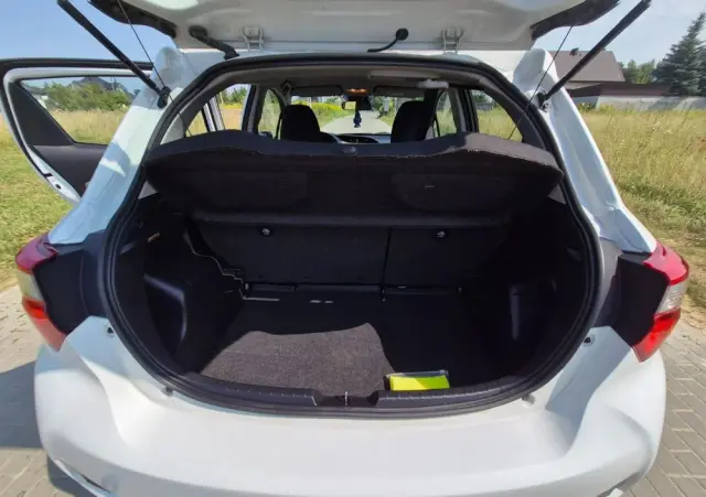 TOYOTA Yaris 1.5 Active
