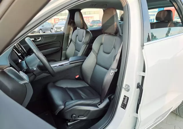 VOLVO XC 60 D4 Inscription