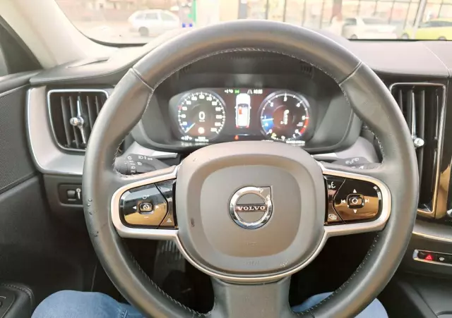 VOLVO XC 60 D4 Inscription