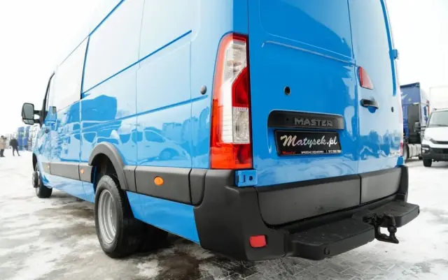 RENAULT MASTER / BLASZAK / FURGON / BRYGADÓWKA 7 MIEJSC  / SPROWADZONY 