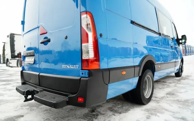 RENAULT MASTER / BLASZAK / FURGON / BRYGADÓWKA 7 MIEJSC  / SPROWADZONY 