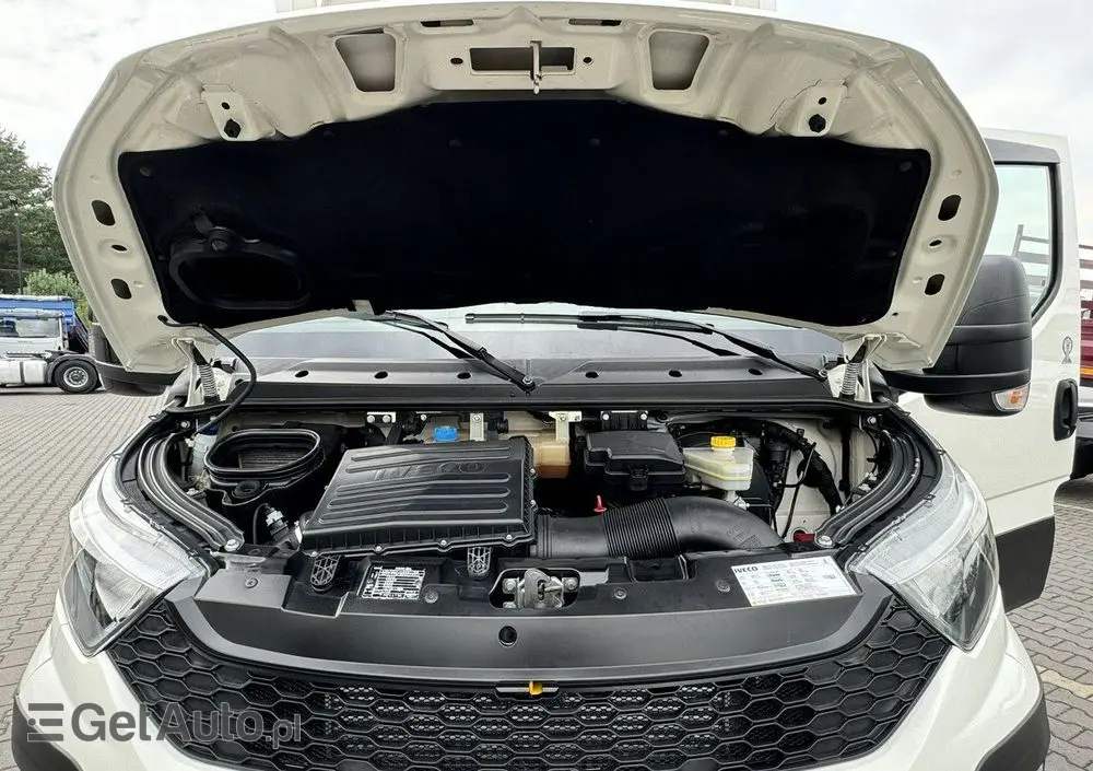 IVECO Daily 70C17 Mroźnia Agregat Carrier Supra 750 10-Palet + Winda 