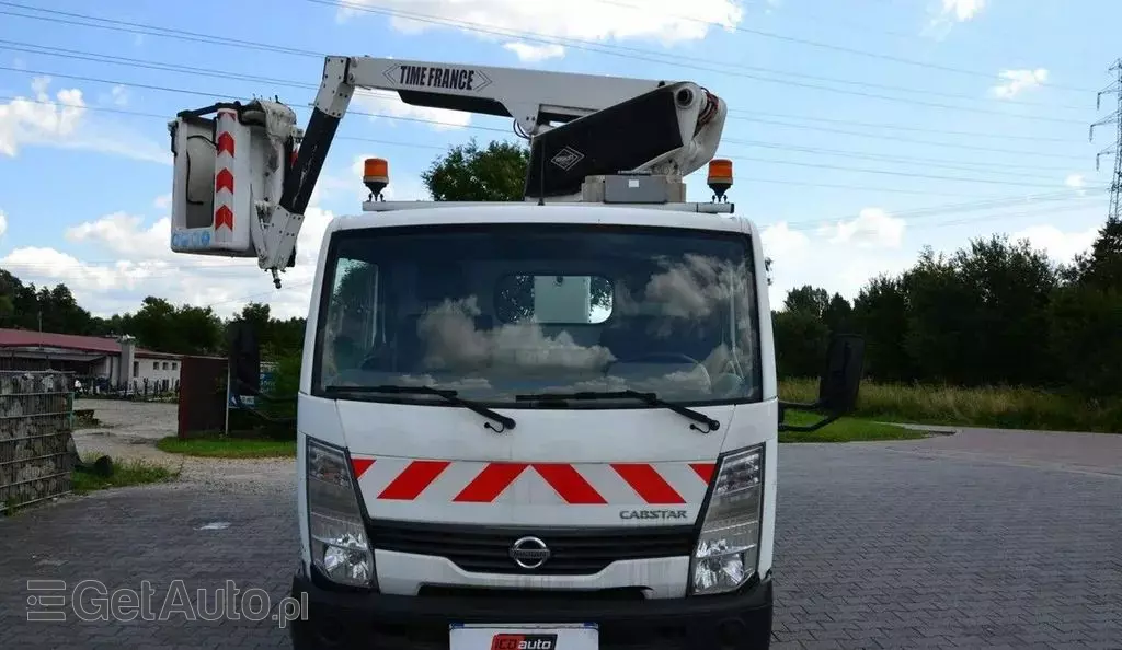 NISSAN Cabstar 