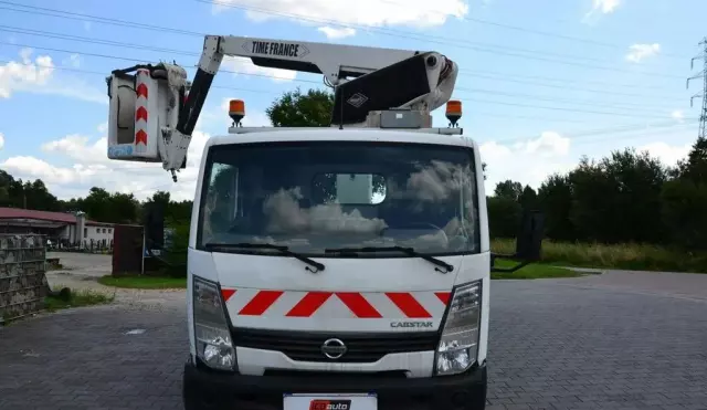 NISSAN Cabstar 