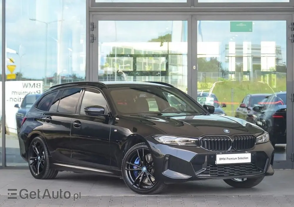 BMW Seria 3 330e xDrive M Sport sport