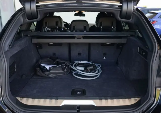 BMW Seria 3 330e xDrive M Sport sport