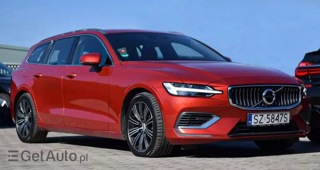 VOLVO V60 