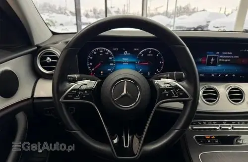 MERCEDES-BENZ Klasa E 