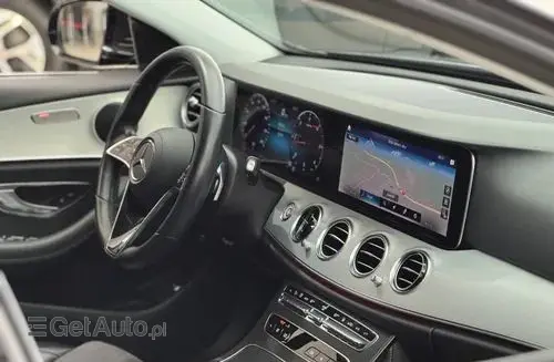 MERCEDES-BENZ Klasa E 