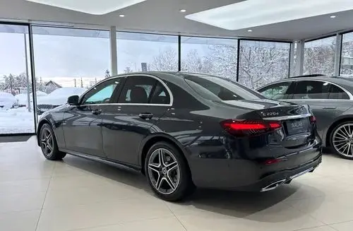 MERCEDES-BENZ Klasa E 